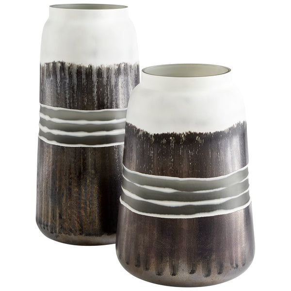 Borneo Vase in Black and White