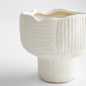 Astraea Vase | White