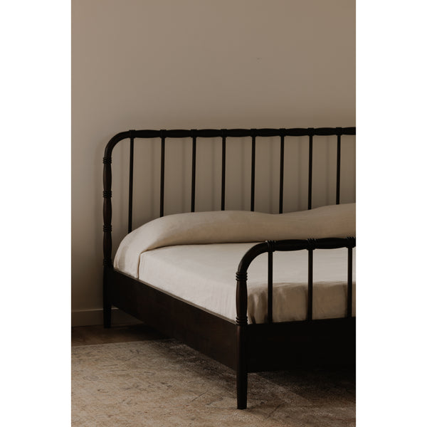 Vivian Queen Bed Dark Brown with Turned Detailing