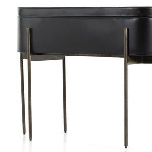Jed Large Planter In Iron Matte Black