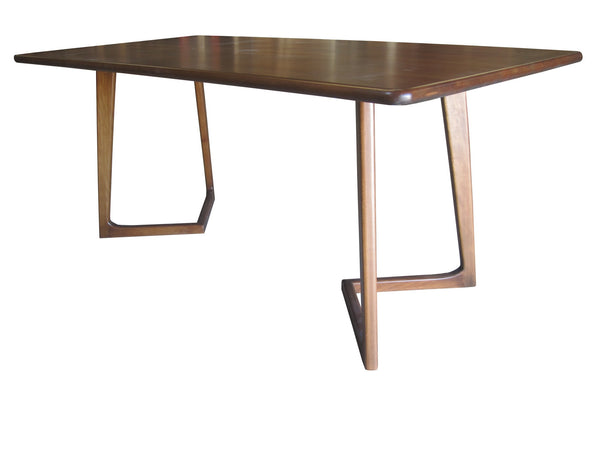 perry table in small