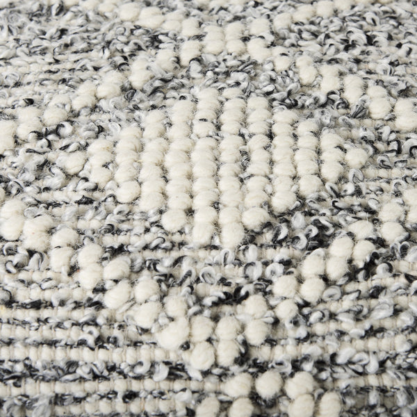 Ekiya  16.0L x 16.0W x 16.0H Black/White Yarn and Wool Patterened Pouf
