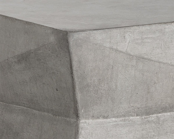 Niran Pedestal