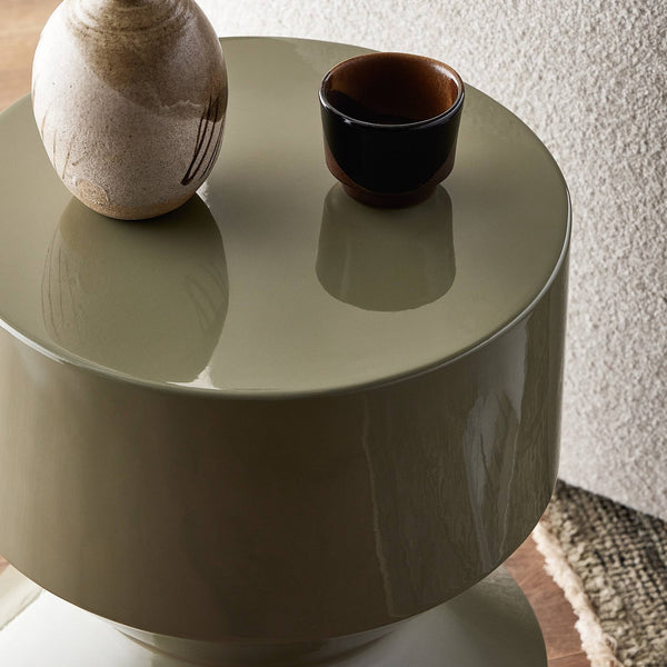 Ara End Table In Moss Lacquered Concrete