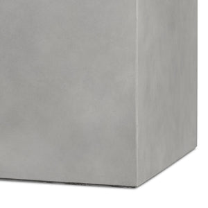 Kiro Planter - Natural Grey Concrete