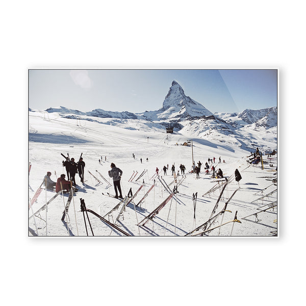 Zermatt Skiing (36" X 24") In Slim Aarons's Showcase In Photography Art