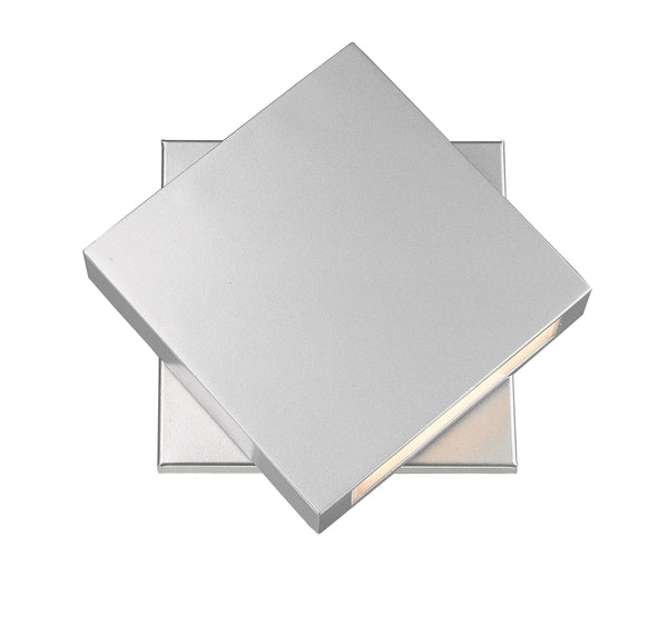 Quadrate 1 Light Outdoor Wall Sconce in Silver Finish