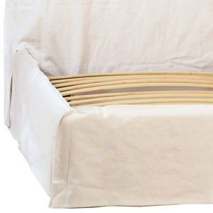Como Queen Bed
