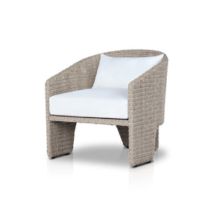Fae Outdoor Chair in Vintage White'