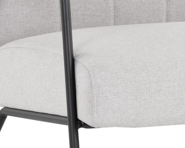 COELHO LOUNGE CHAIR - LIGHT GREY