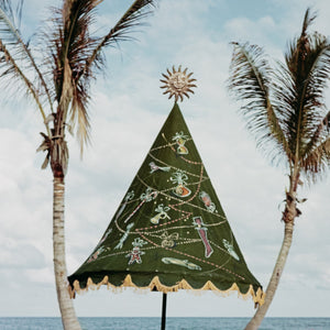 Palm Beach Idyll (24" X 24") In Slim Aarons's Showcase In Photography Art