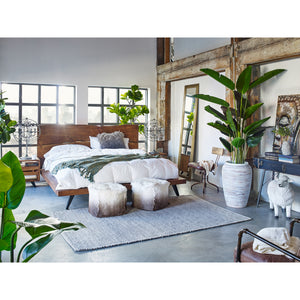 Madagascar King Platform Bed in Brown Acacia