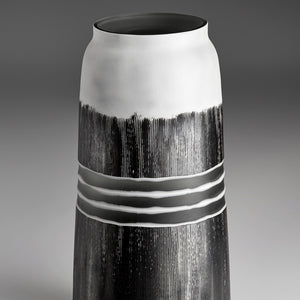 Borneo Vase in Black and White