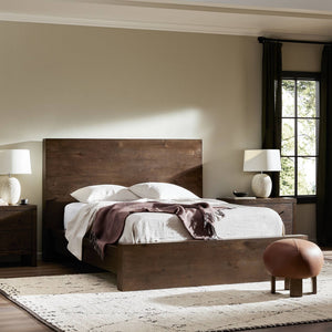 Torrington Queen Bed - Umber Oak