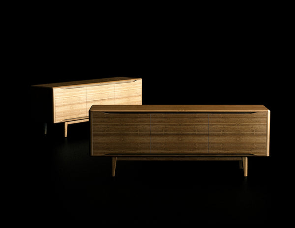 Caramelized Currant Media Table