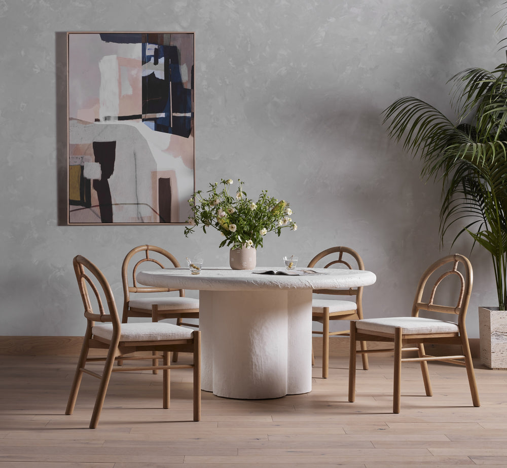 Grano Dining Table In Plaster Molded Concrete