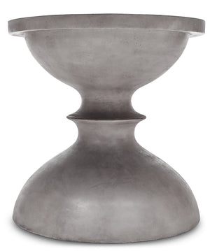 Spindle 59" Round Table