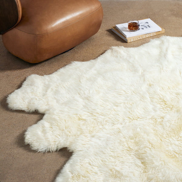 Lalo Lambskin Rug In White In 4.5X5.75
