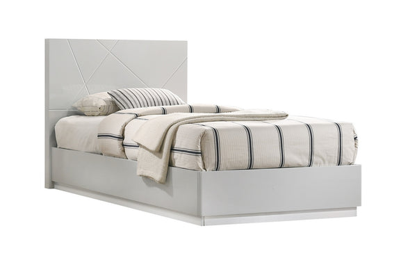 Rogan Grey T Bed
