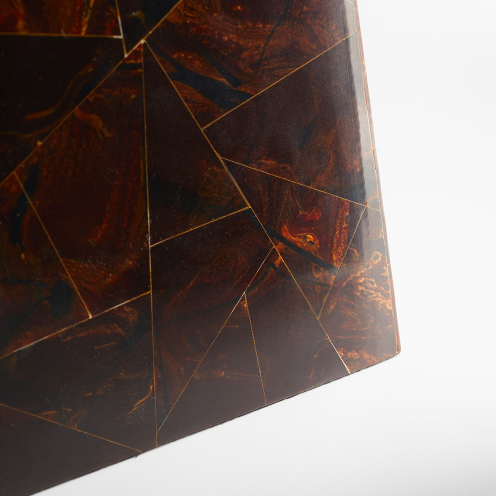 Taurus Accent Table| Br