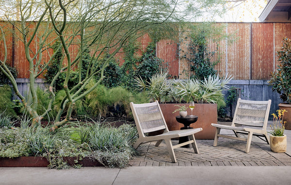 Julian Outdoor Chair In Weathered Grey