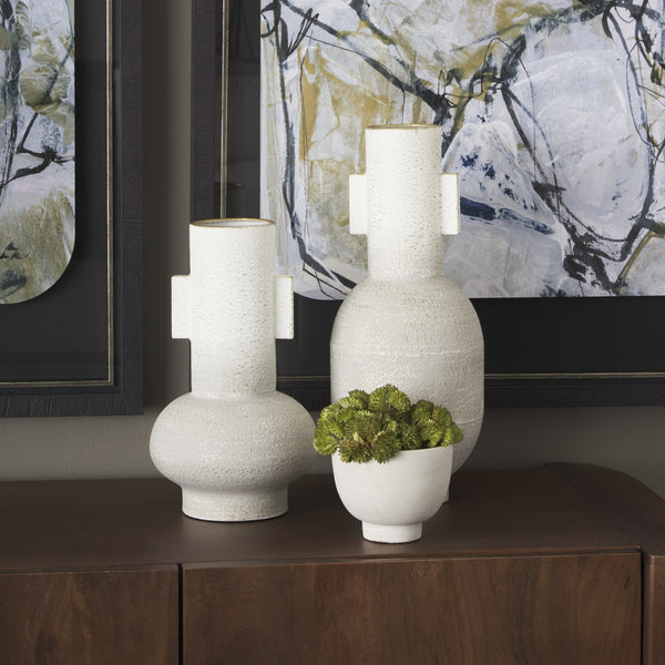 Torres Small Textured Off White w/ Gold Metal Vase