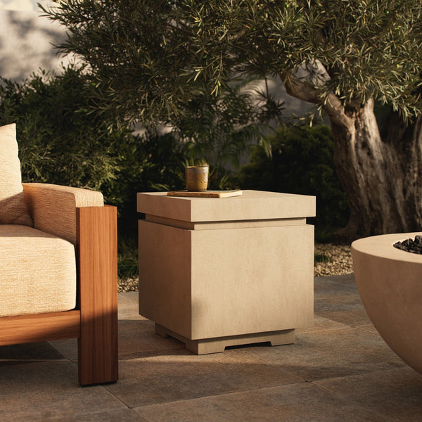 Posen Outdoor Square Propane Enclosure In Natural Concrete