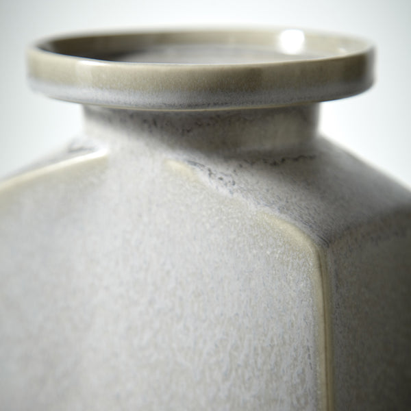 Santorini Vase in Oyster Silver