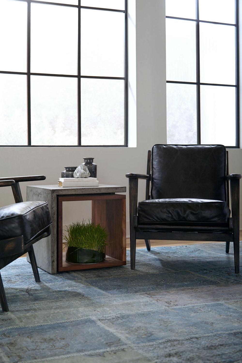 BROOKS LOUNGE CHAIR-RIALTO EBONY