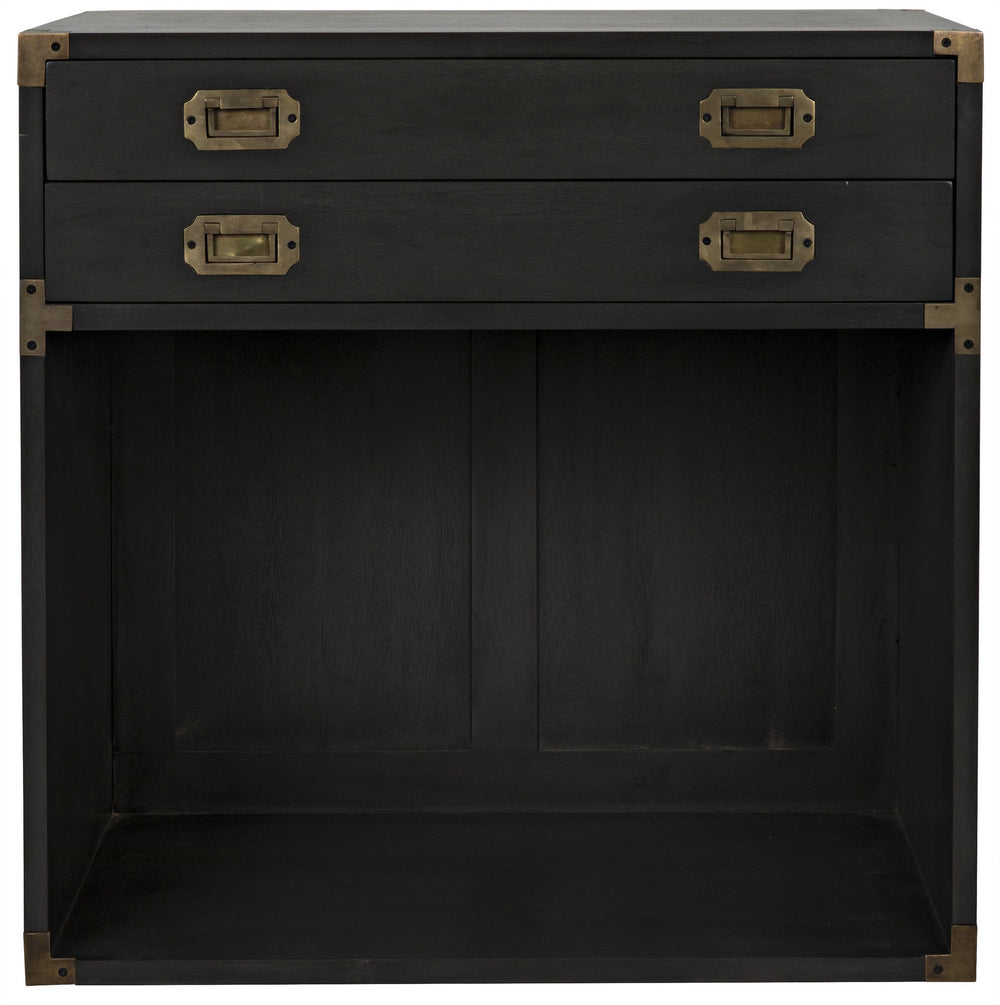 Campaign Chest, Pale