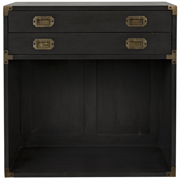 Campaign Chest, Pale