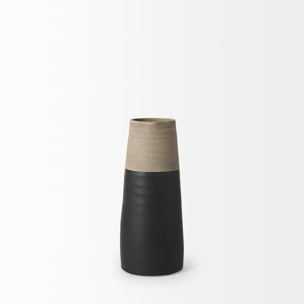 Garand Small 13H Two-Toned Black/Natural Ceramic Jug