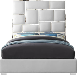 Jan King Bed In White Faux Leather