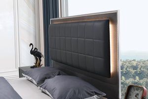 Giulia Dresser in Matte Gray
