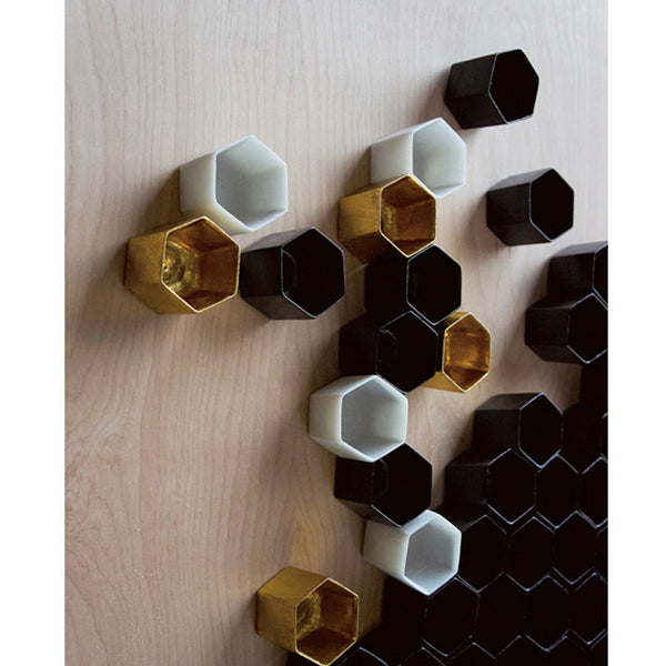 Beehive Wall Play, Gold