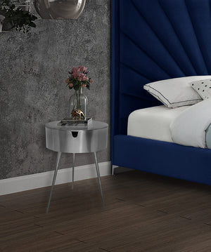 Bennie Night Stand In Silver