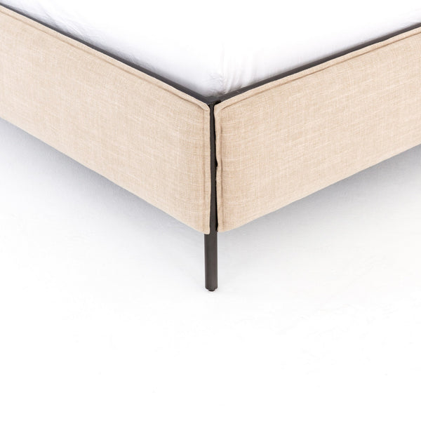 Leigh Upholstered Queen Bed