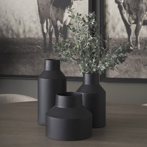 Tosca Small Matte Black Metal Vase