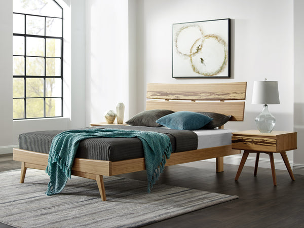 Caramelized Azara King Platform Bed