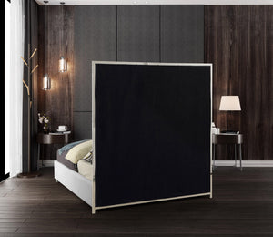 Jan King Bed In White Faux Leather
