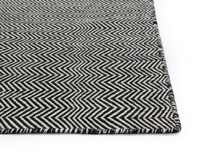 CUSCO HAND-WOVEN RUG - BLACK / WHITE - 8' X 10'