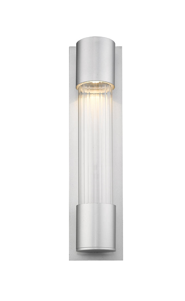 Striate 1 Light Outdoor Wall Sconce in Silver Finish