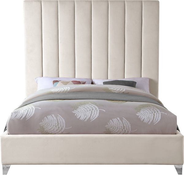 Glenda Full Bed In Cream Velvet