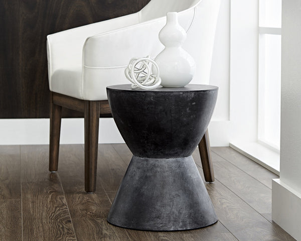 LOGAN END TABLE - BLACK