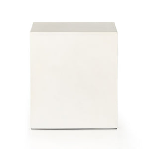 Parish Outdoor End Table In White Concrete