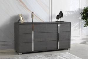 Giulia Dresser in Matte Gray