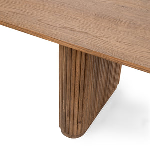 Classic Home Vander Solid Wood Dining Table in Oak