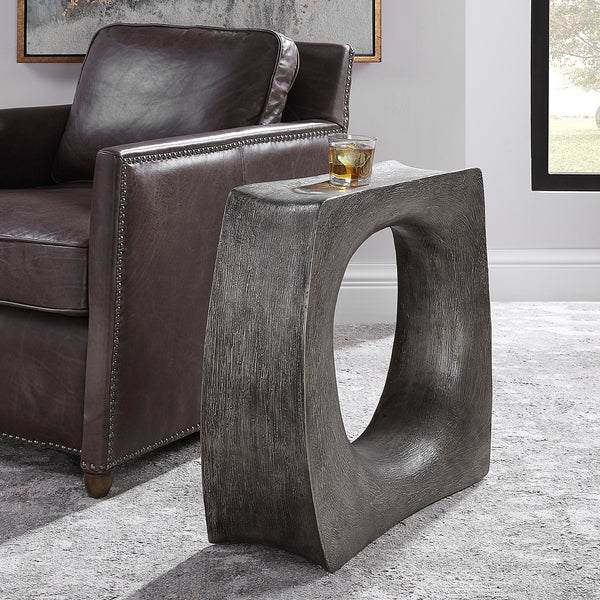 Valira Side Table