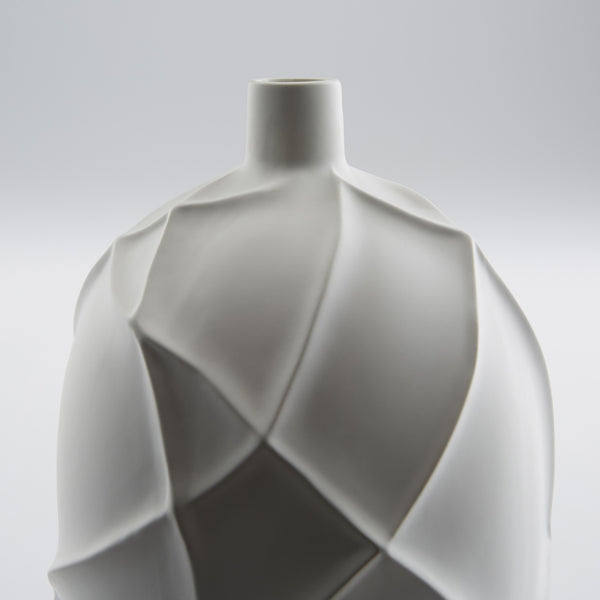 Pedregal Vase in White
