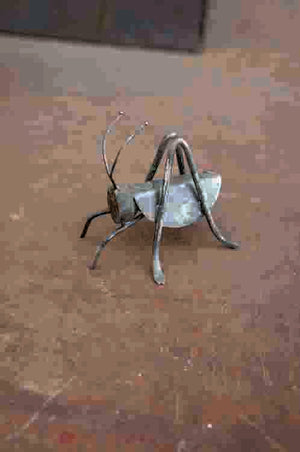 Metal, Insect Cricket 2.5"L